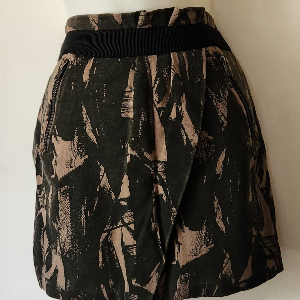 Simply Vera Vera Wang skirt sz 4 paperbag waist green print EUC - Picture 1 of 2